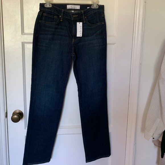 Blue jeans by Velvet - Picture 2 of 5